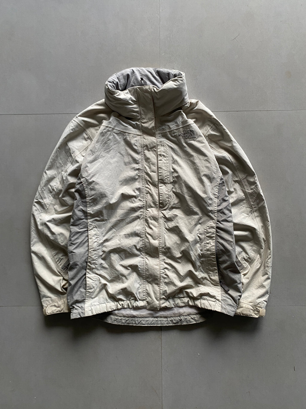 THE NORTH FACE HYVENT JACKET - L