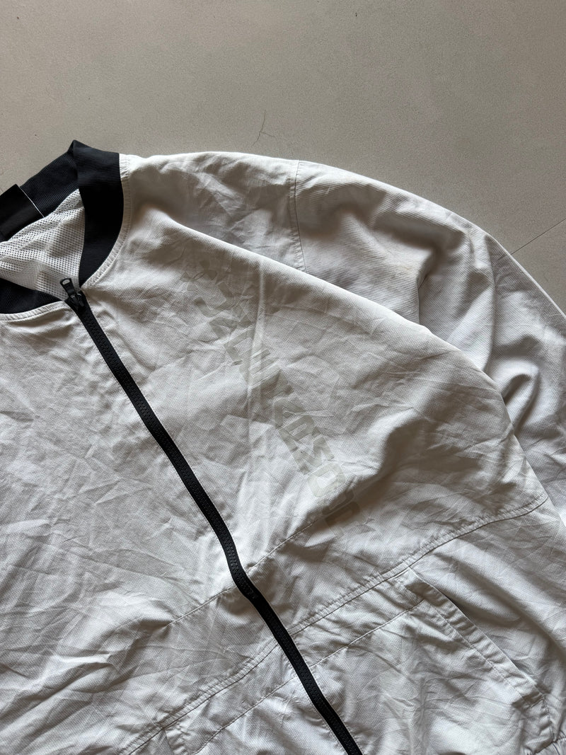 UNDER ARMOUR JACKET - L
