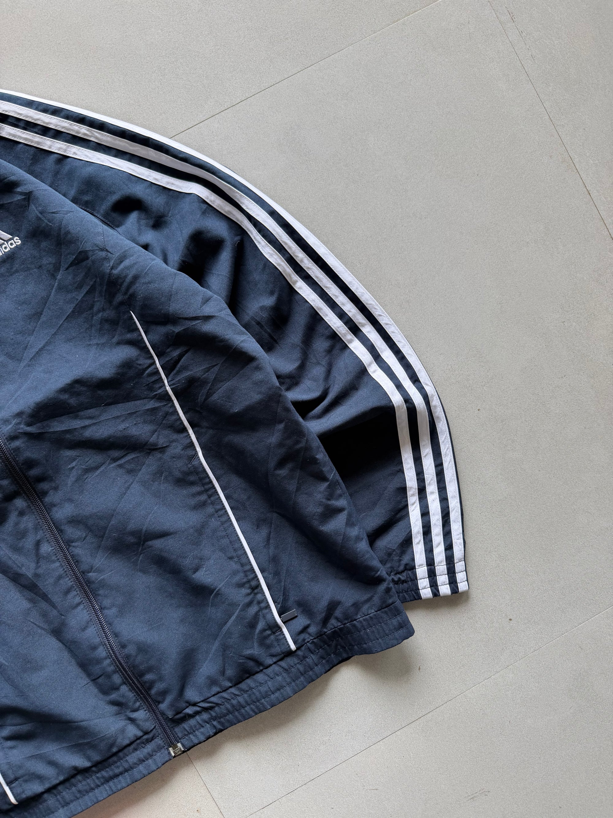 VINTAGE ADIDAS STRIPED JACKET - M