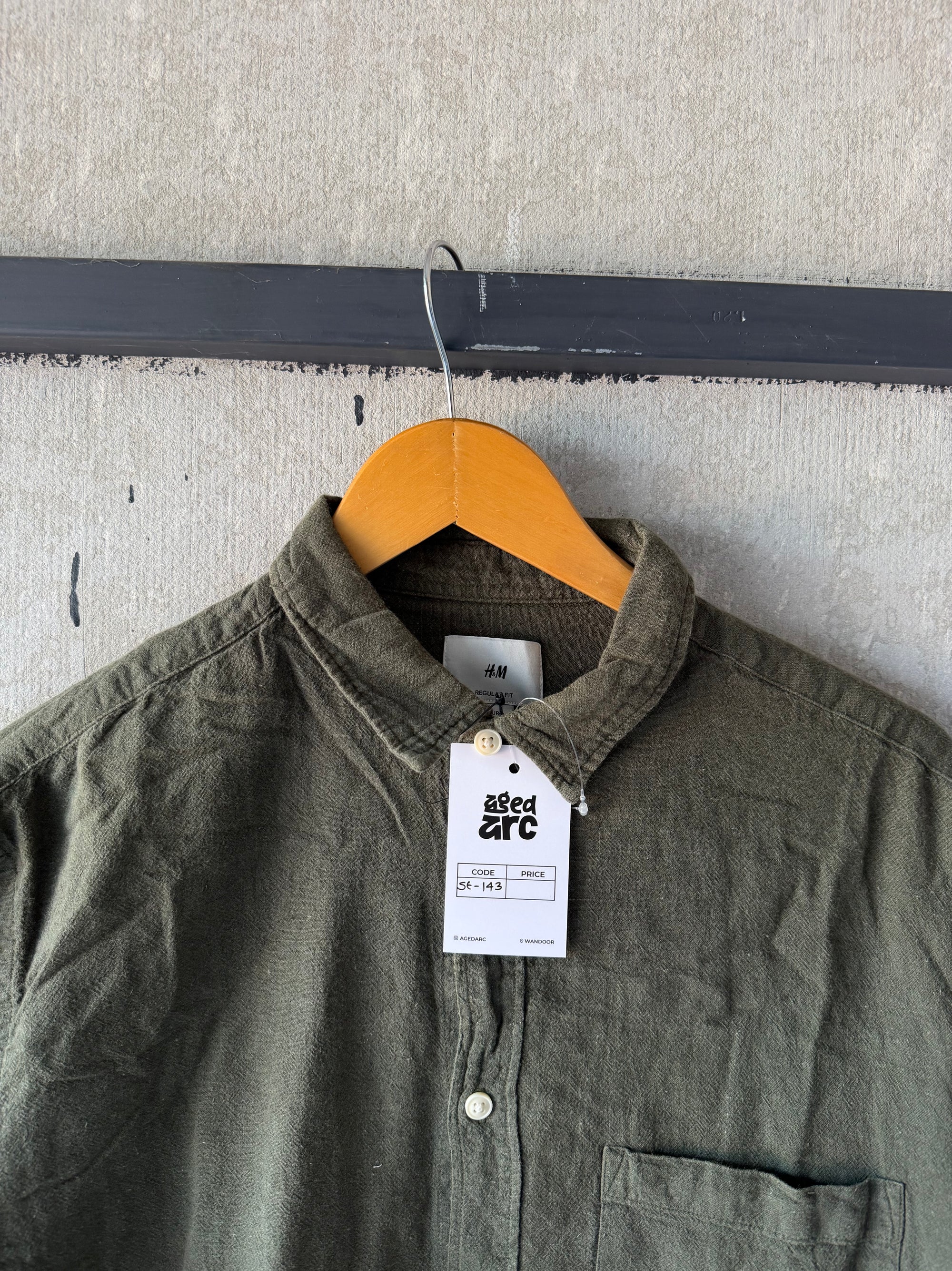 H&M SHIRT - XL ST143