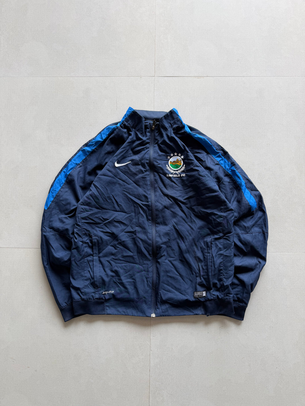 VINTAGE NIKE JACKET - M