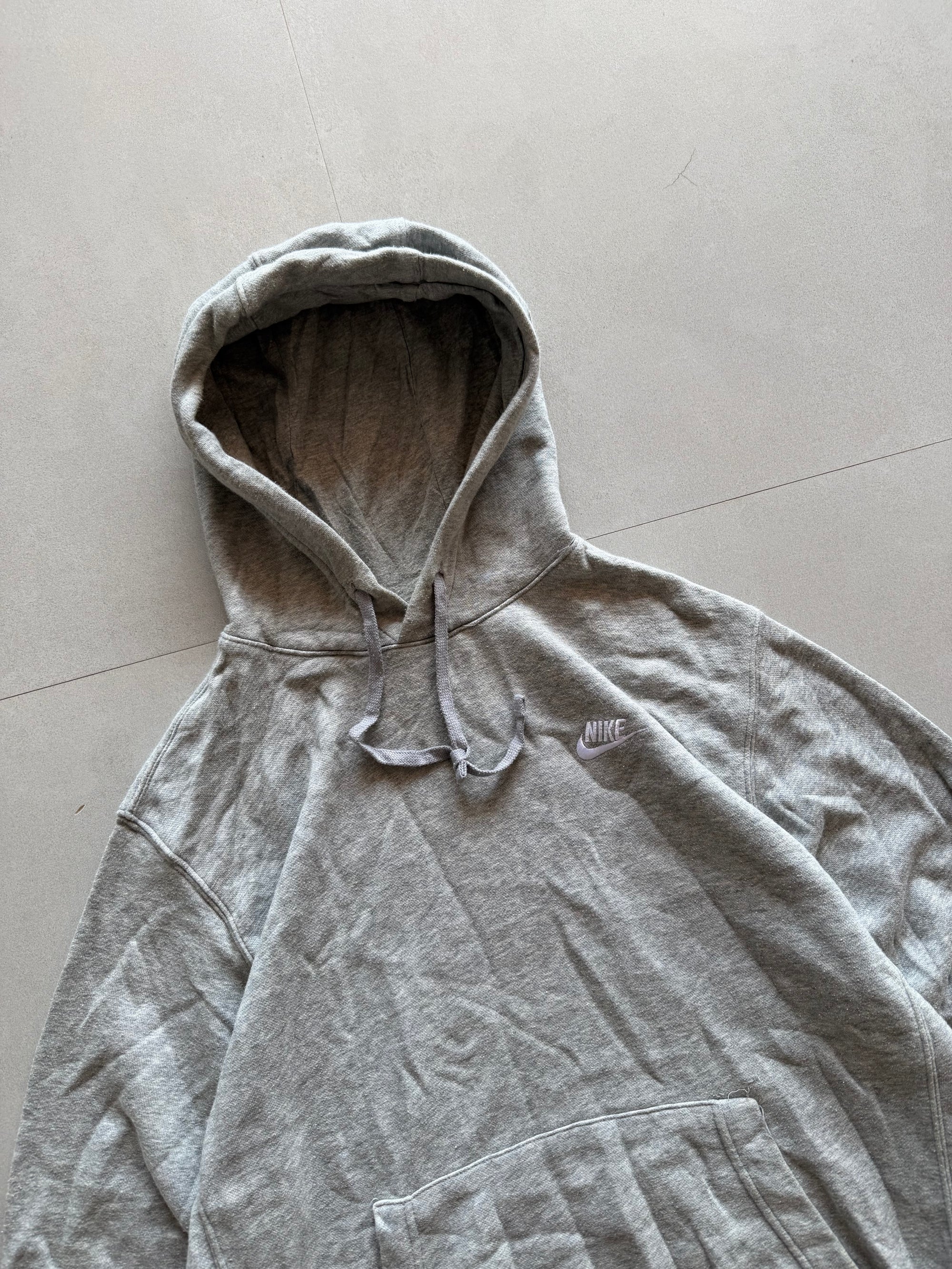 NIKE HOODIE - M