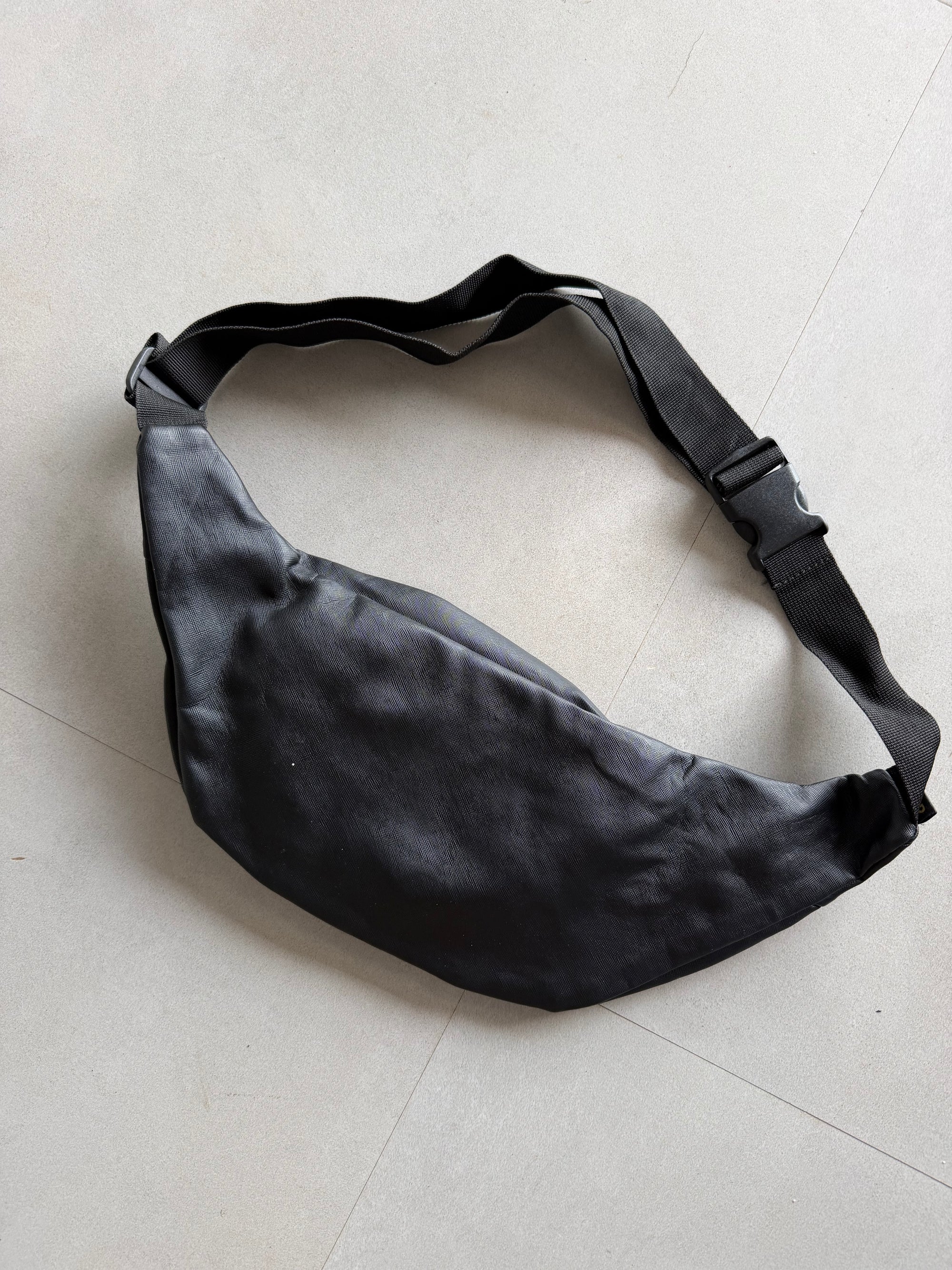 LEATHER FANNY PACK