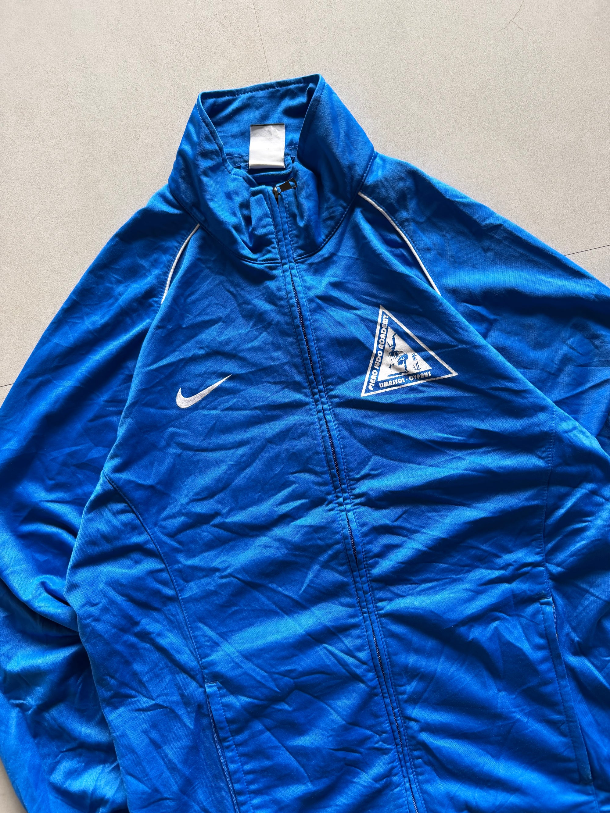 VINTAGE NIKE JACKET - L