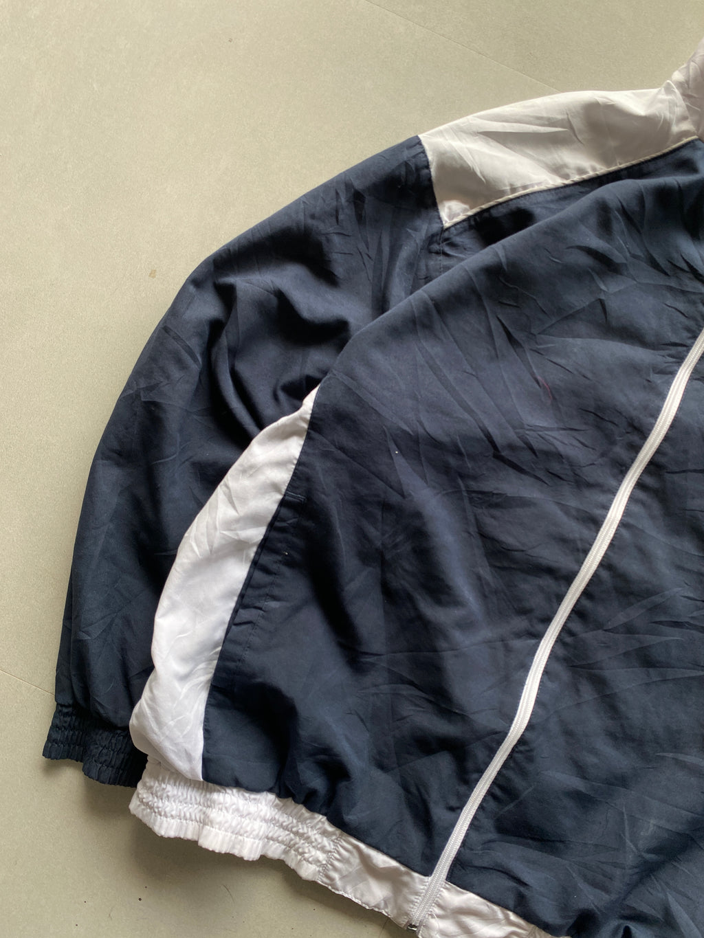 VINTAGE REEBOK JACKET - XL