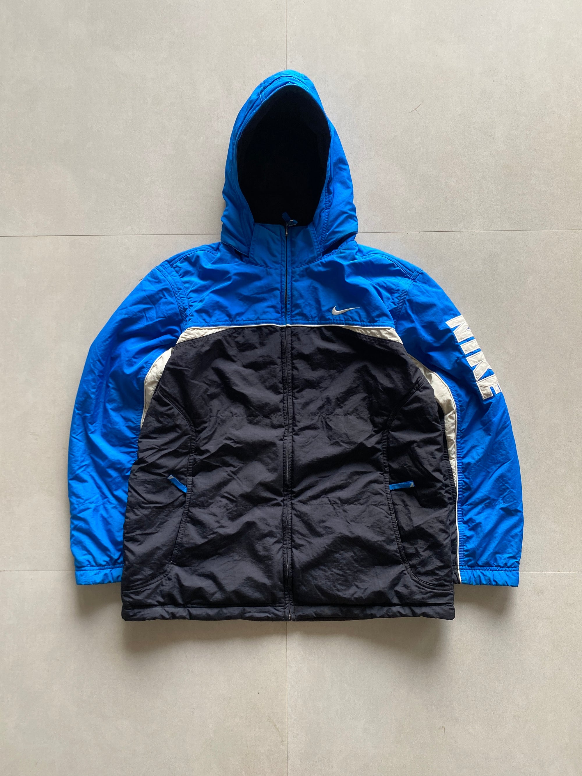 00S NIKE SPELL OUT REVERSIBLE HEAVY JACKET - L