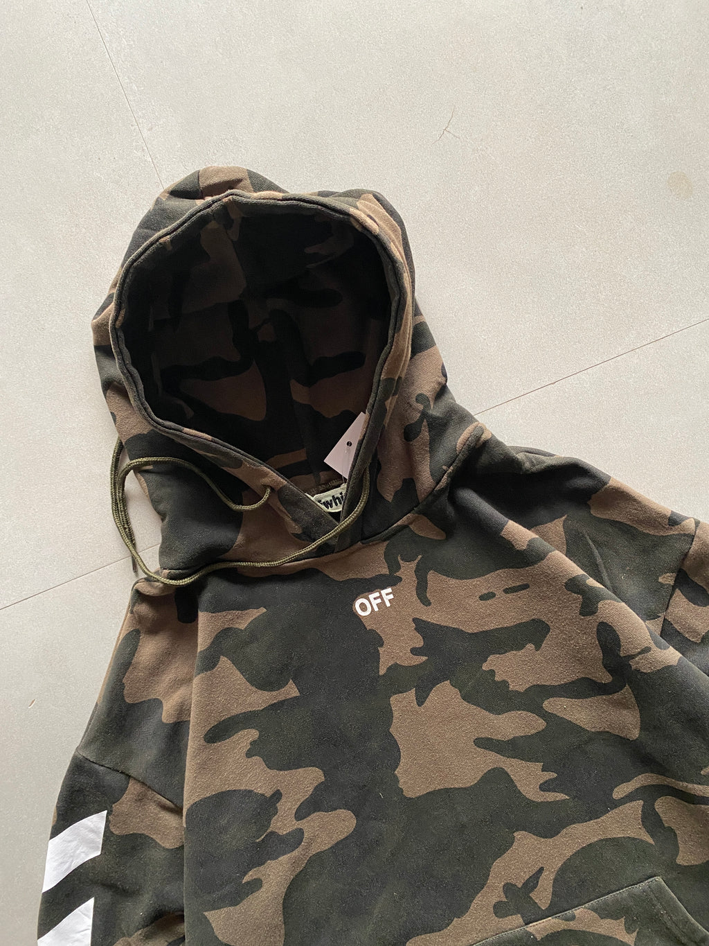 OFF WHITE SEEING THINGS CAMOU HOODIE - L