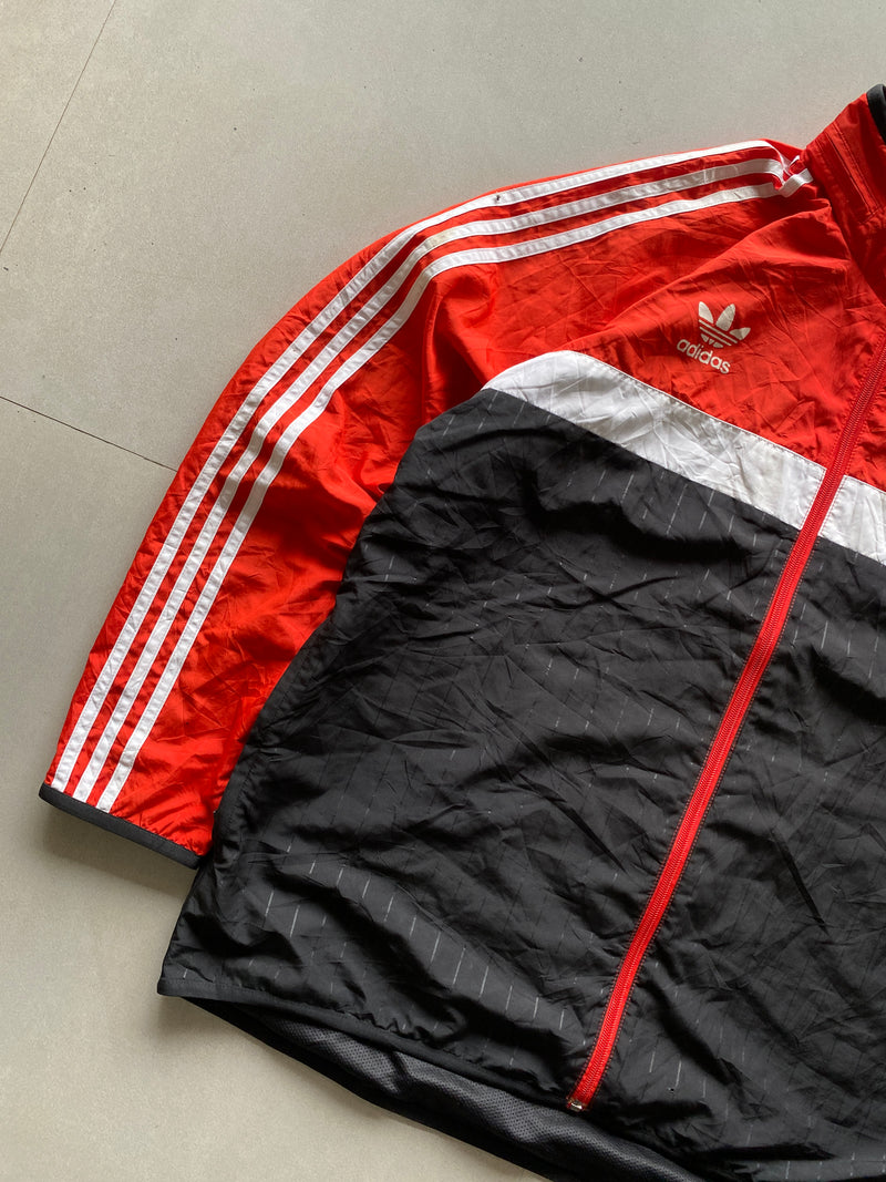 JVINTAGE ADIDAS MANCHESTER UNITED STRIPED JACKET - XL