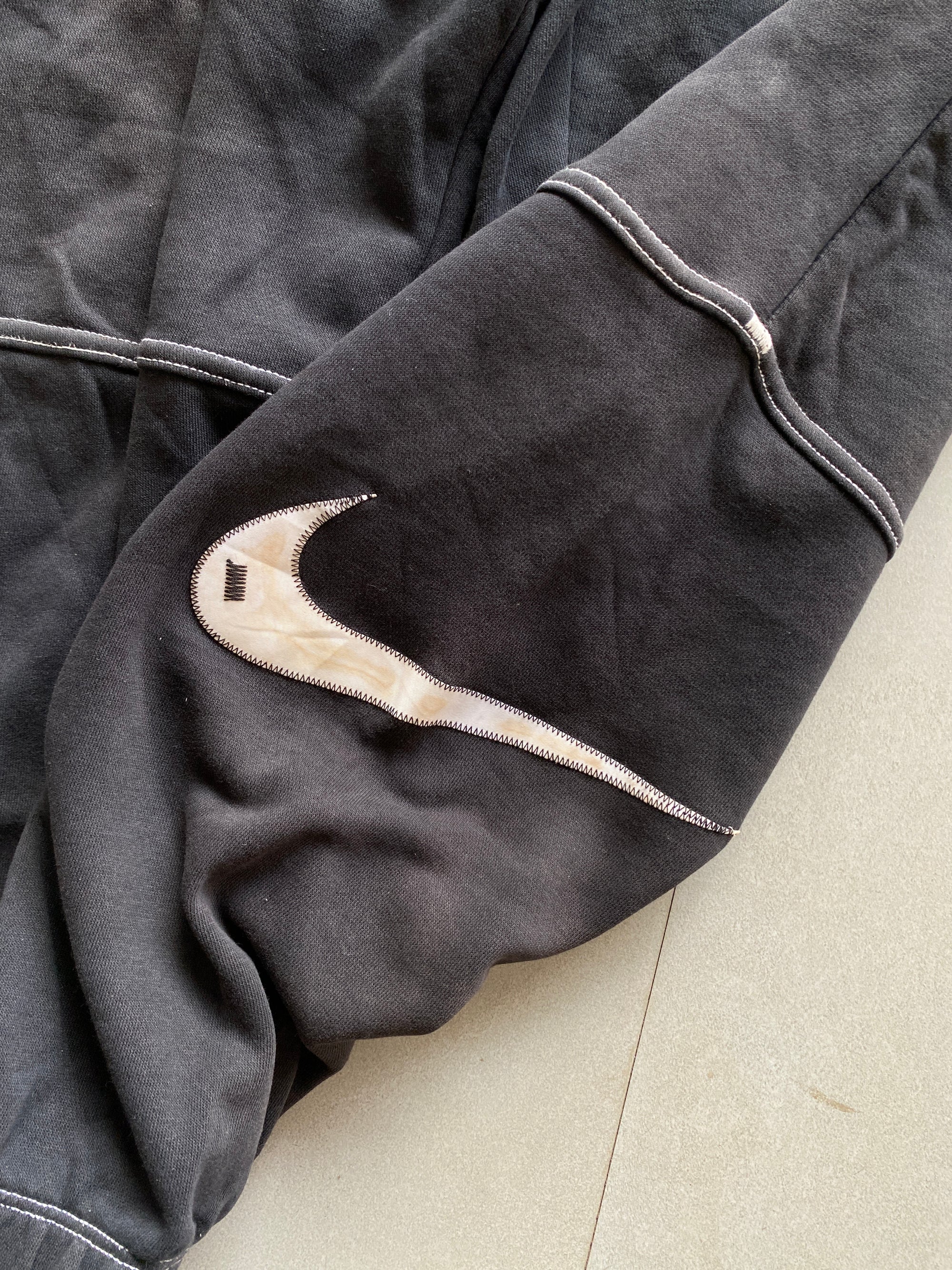 NIKE BIG LOGO SWEAT JOGGER PANT - S