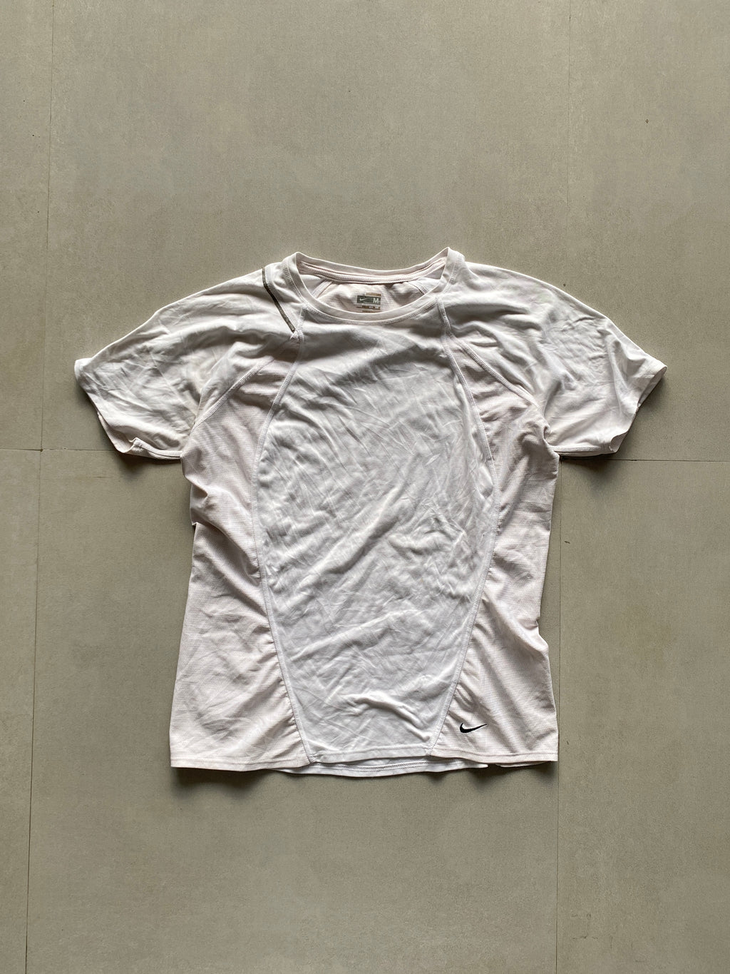 NIKE COMPRESSION TEE - M