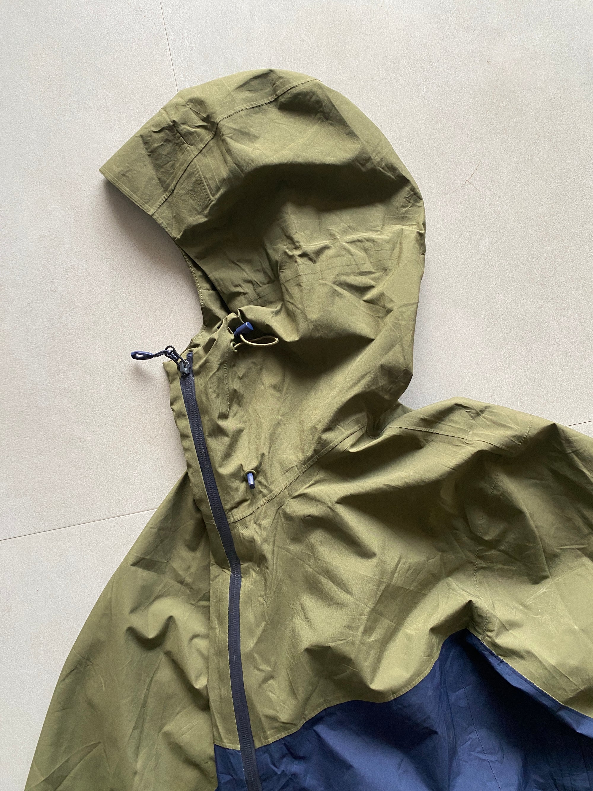 MAMMUT HOODED TREKKING JACKET - L