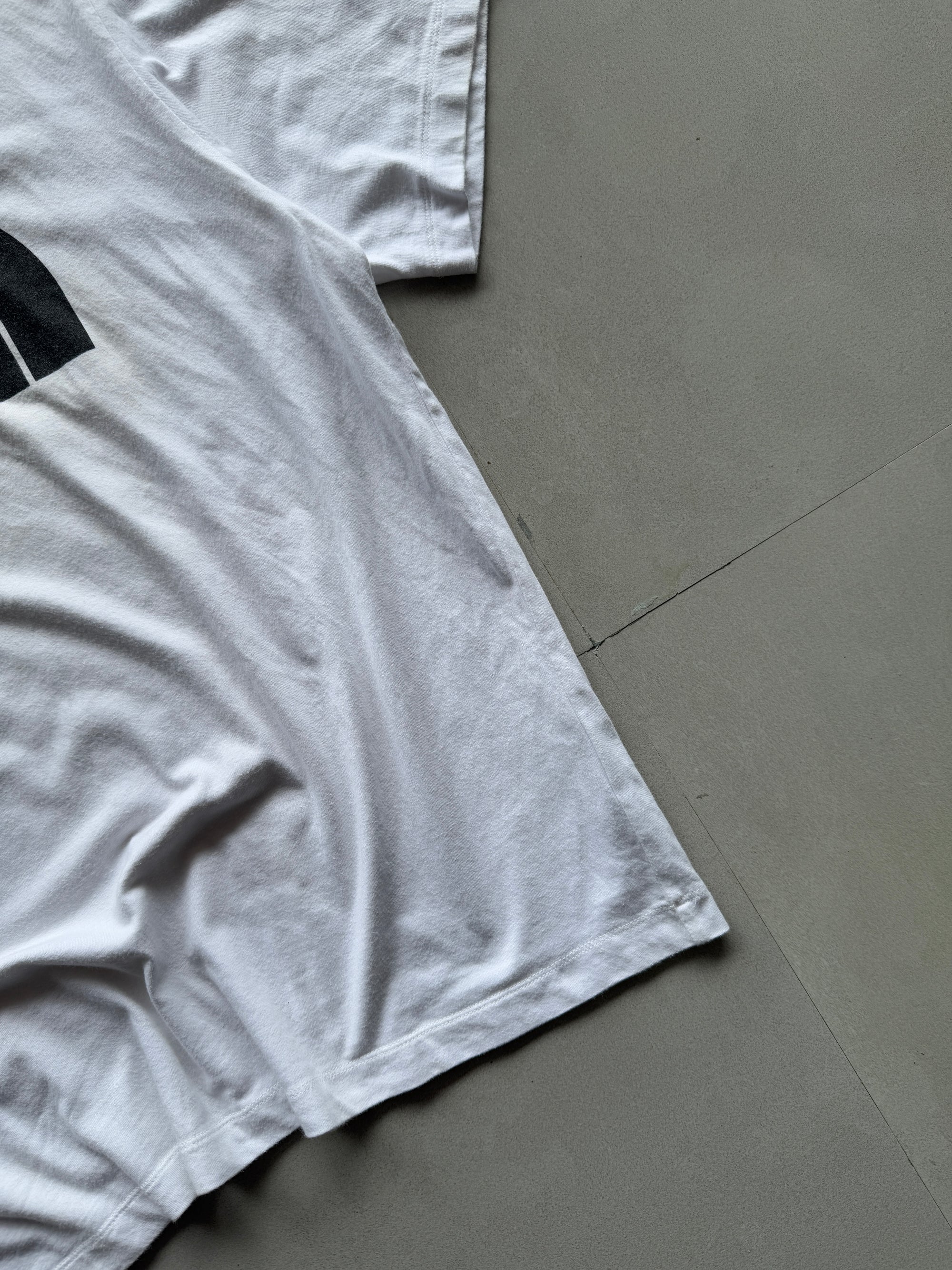 THE NORTH FACE BIG LOGO TEE - L