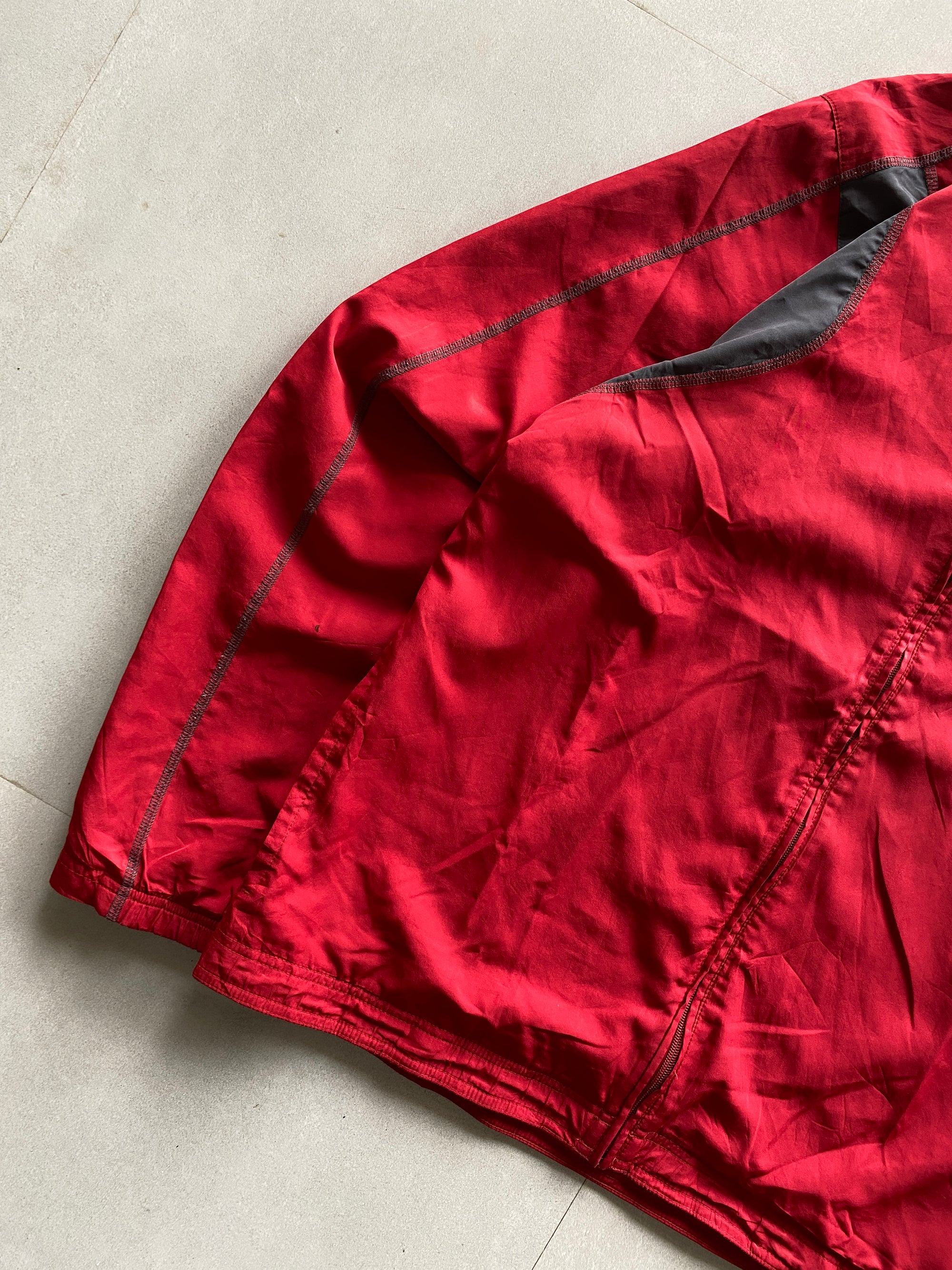 VINTAGE REEBOK JACKET - XL