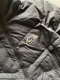 NIKE NSW PUFFER JACKET - M