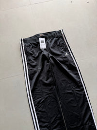 ADIDAS BAGGY STRIPED TRACK PANT114 - M
