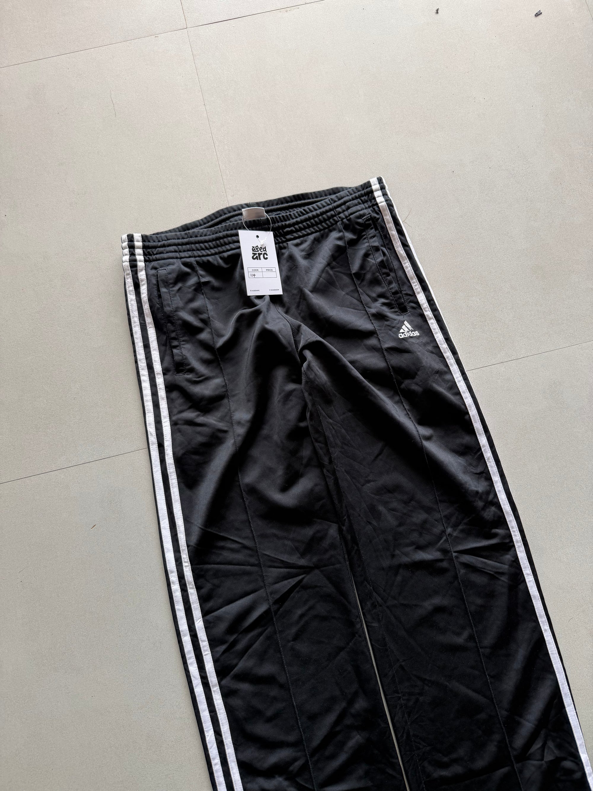 ADIDAS BAGGY STRIPED TRACK PANT114 - M