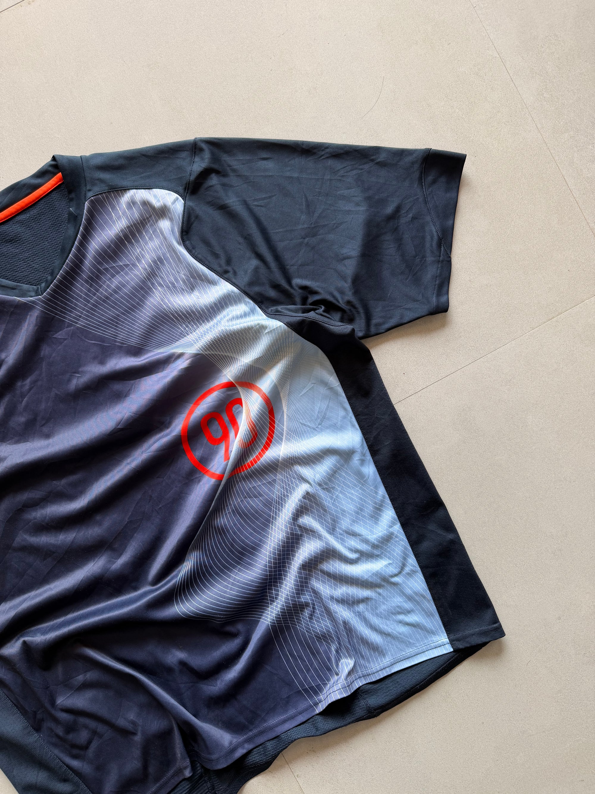 NIKE TOTAL 90 DRI FIT TEE - XL