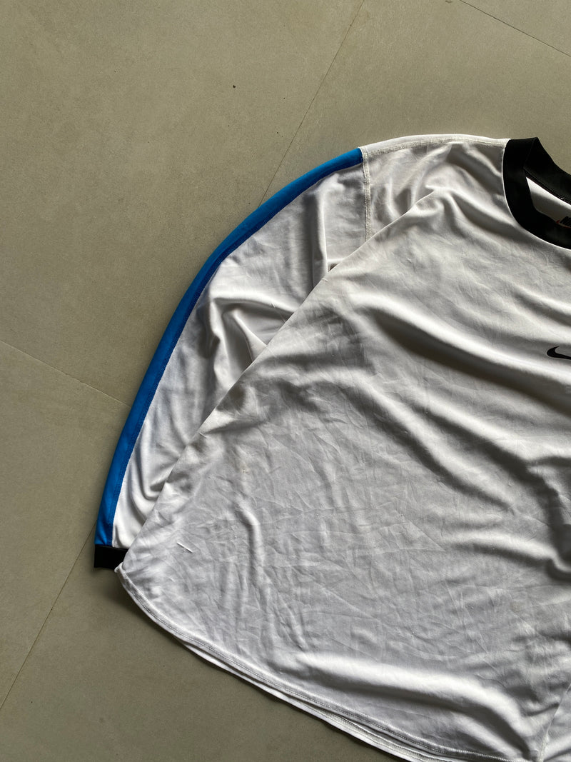 90s NIKE FULL SLEEVE DRI-FIT TEE - M