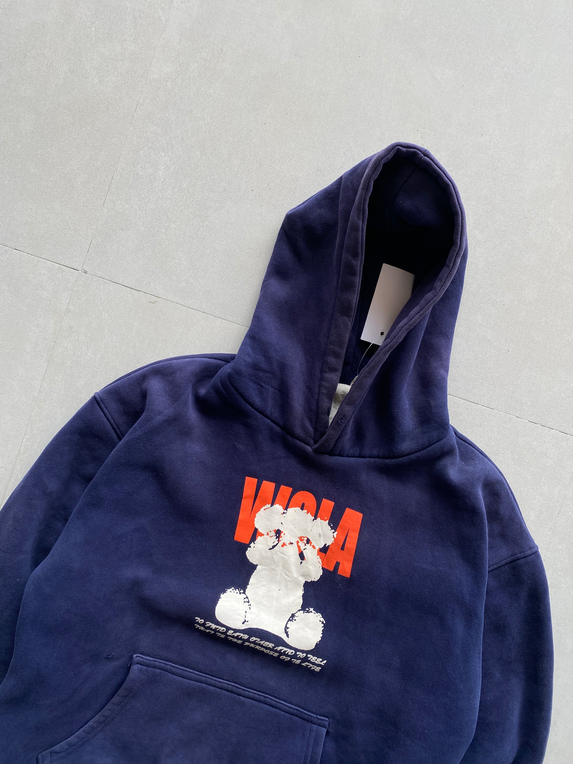 GRAPHIC HOODIE - M