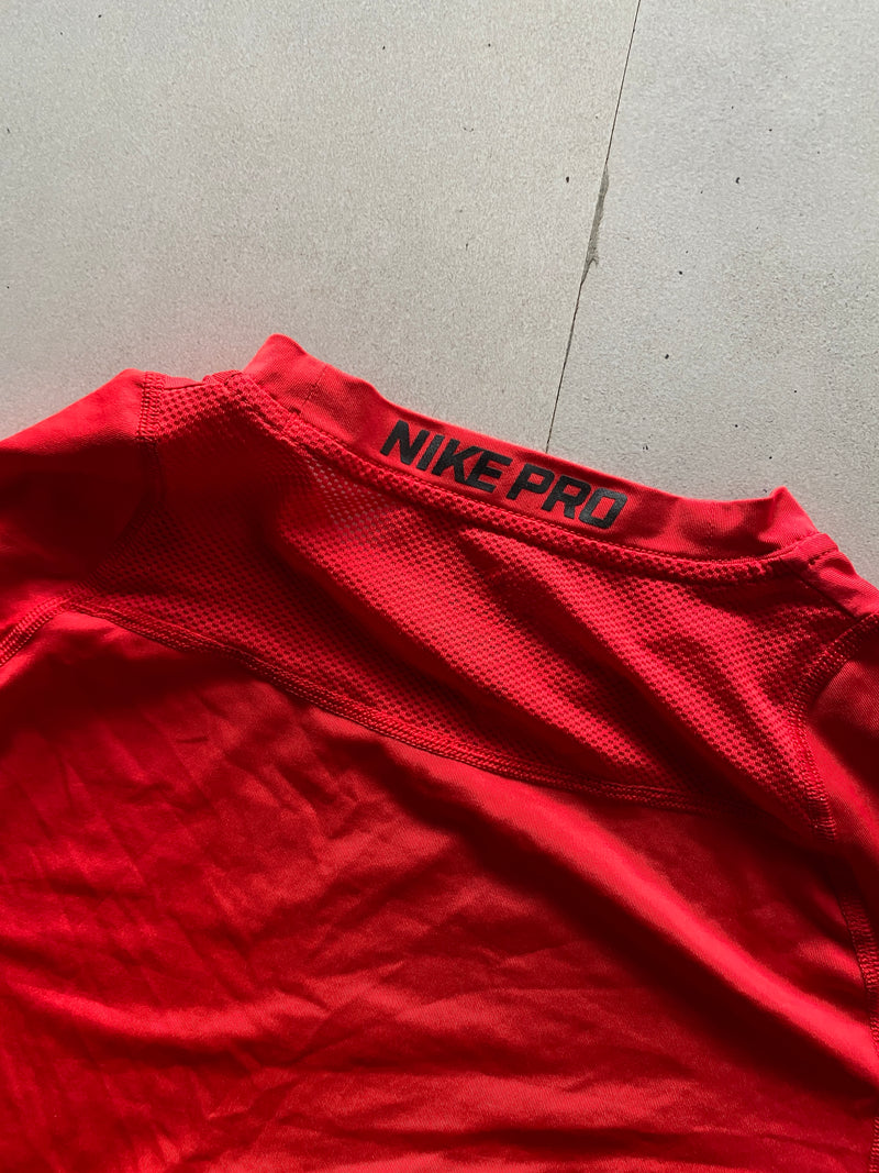 NIKE PRO COMPRESSION TEE - S