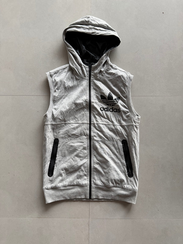 ADIDAS HOODED SLEEVLESS - S