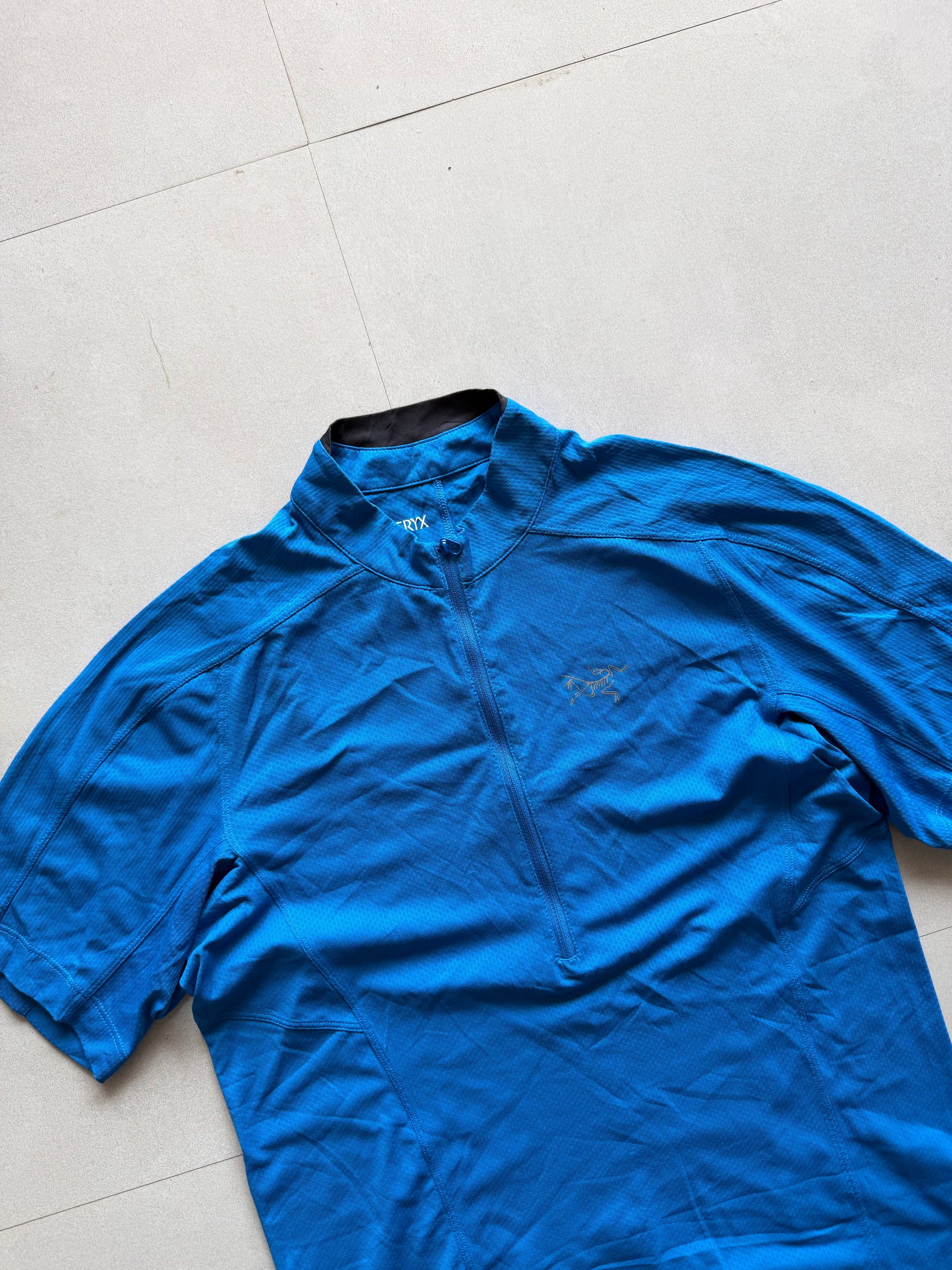 ARCTERYX QUARTER ZIP HIKING TEE - XS