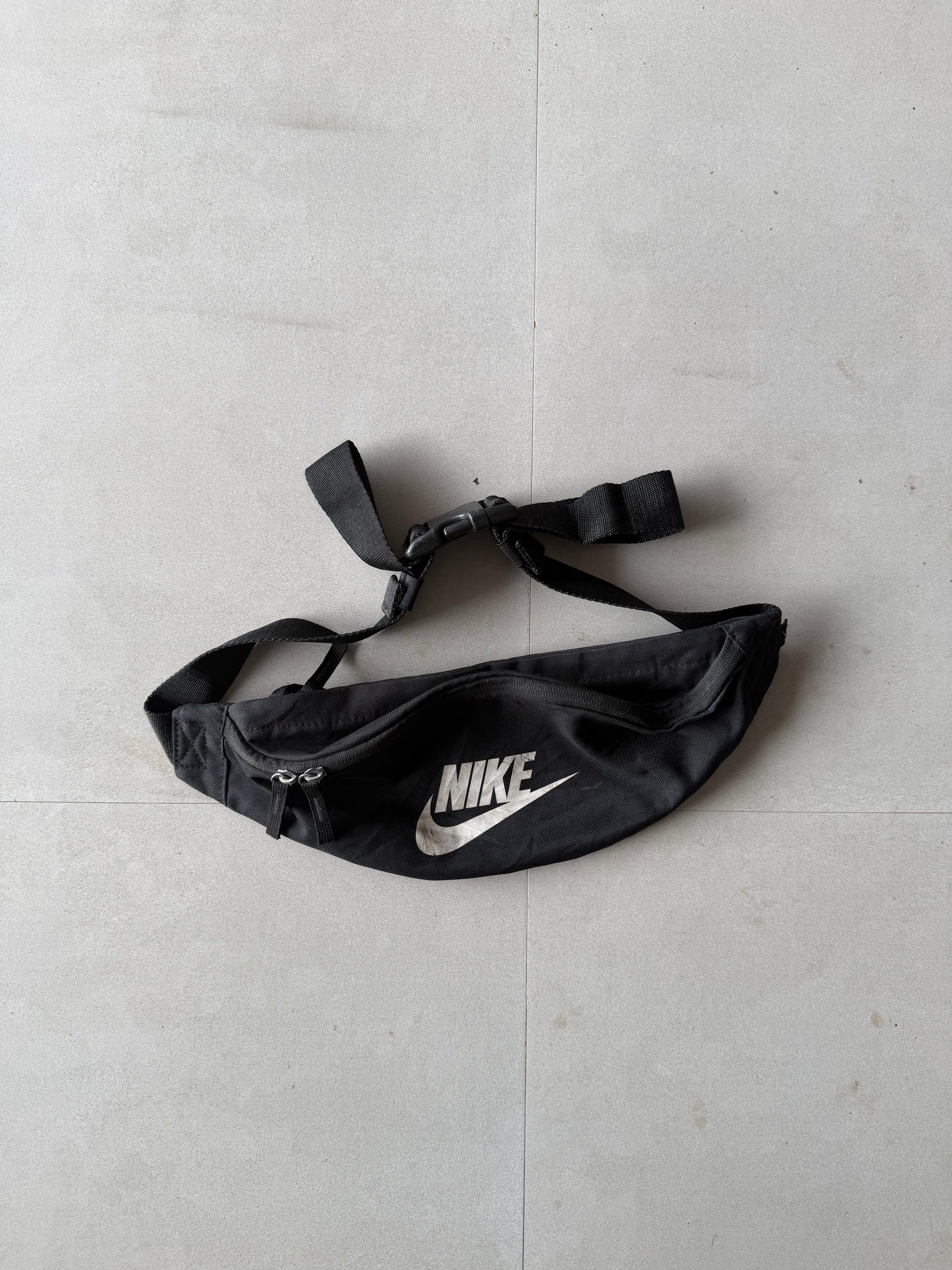 NIKE FANNY PACK