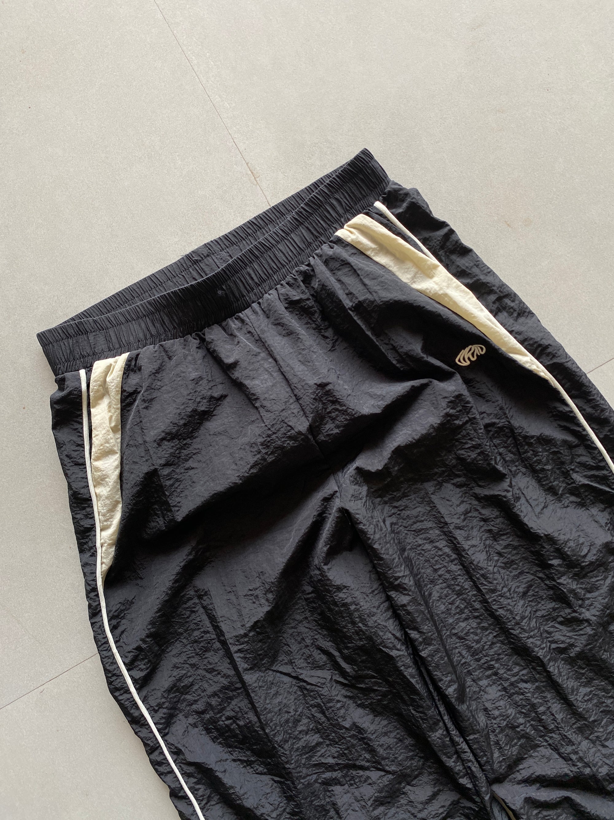 BAGGY TRACK PANT - XS