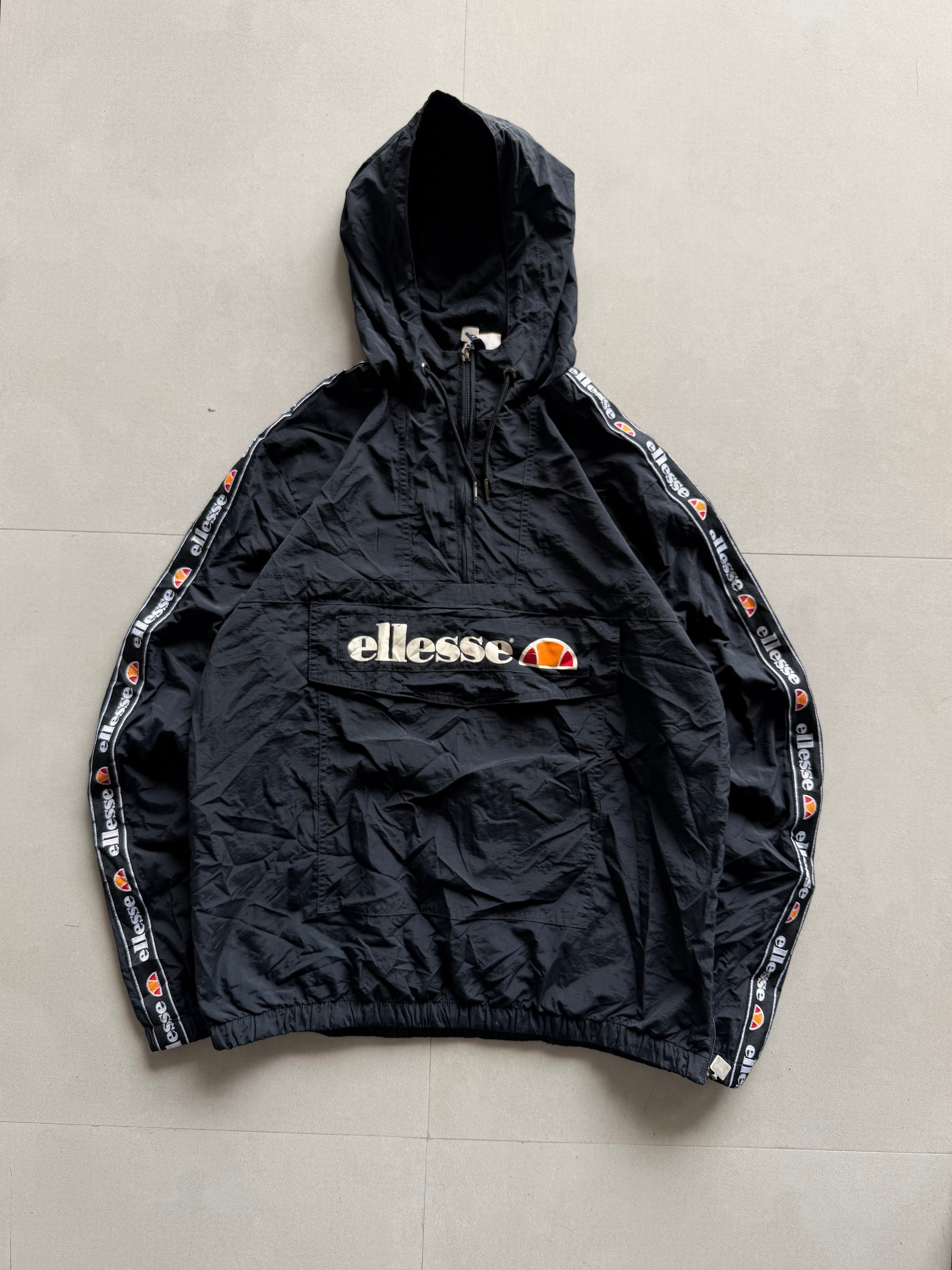 VINTAGE ELLESSE JACKET - M