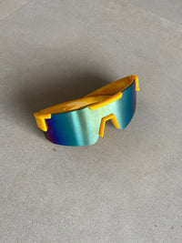 UV PROTECTED SPORTS GOGGLES