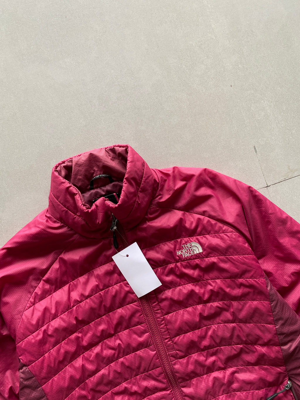 THE NORTH FACE LIGHT WEIGHT PUFFER JACKET - L
