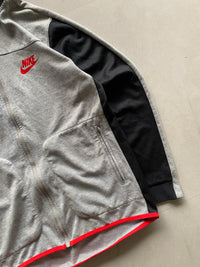 NIKE ZIPPER HOODIE - S