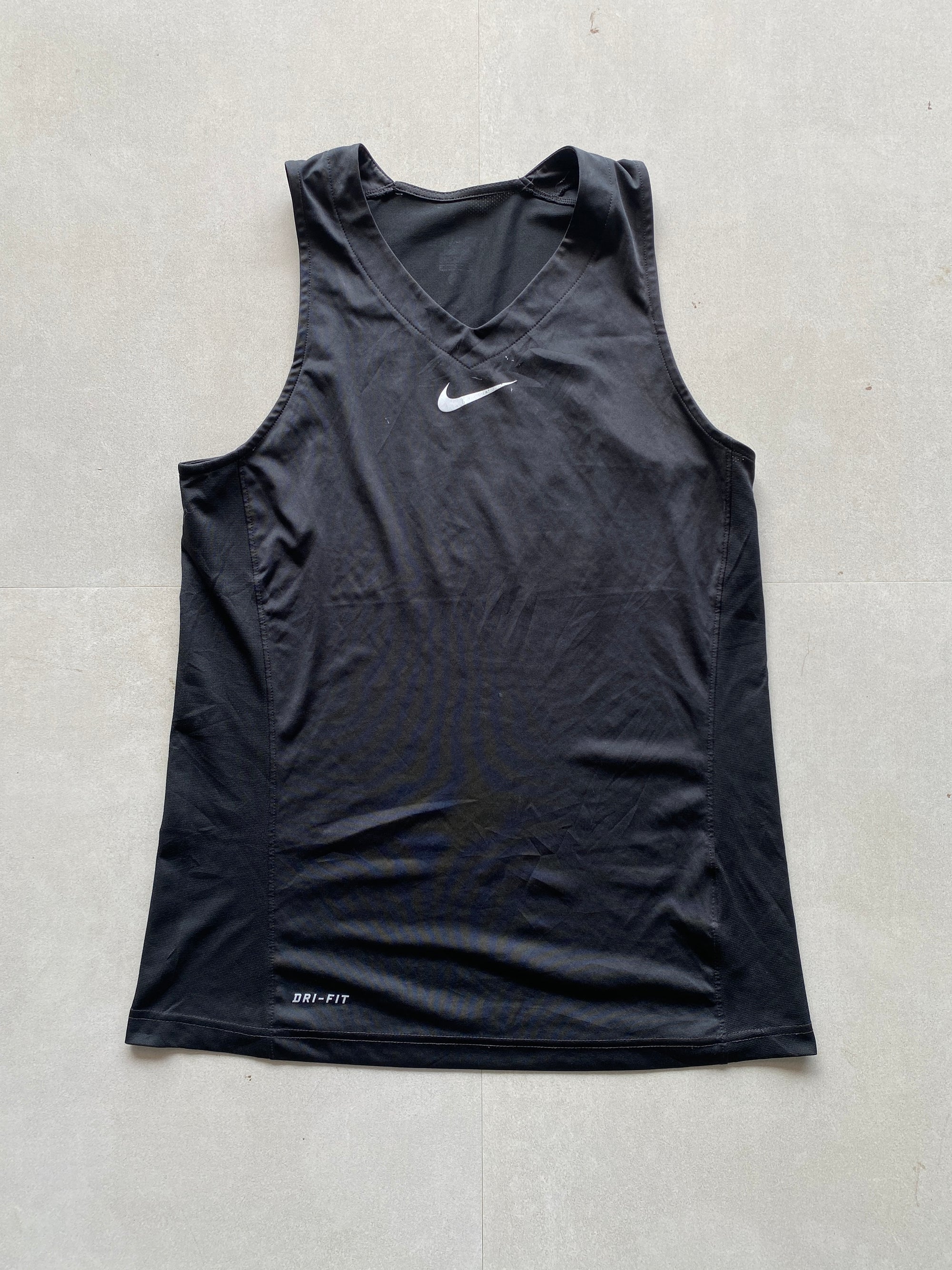 NIKE DRI-FIT TANK TOP - S