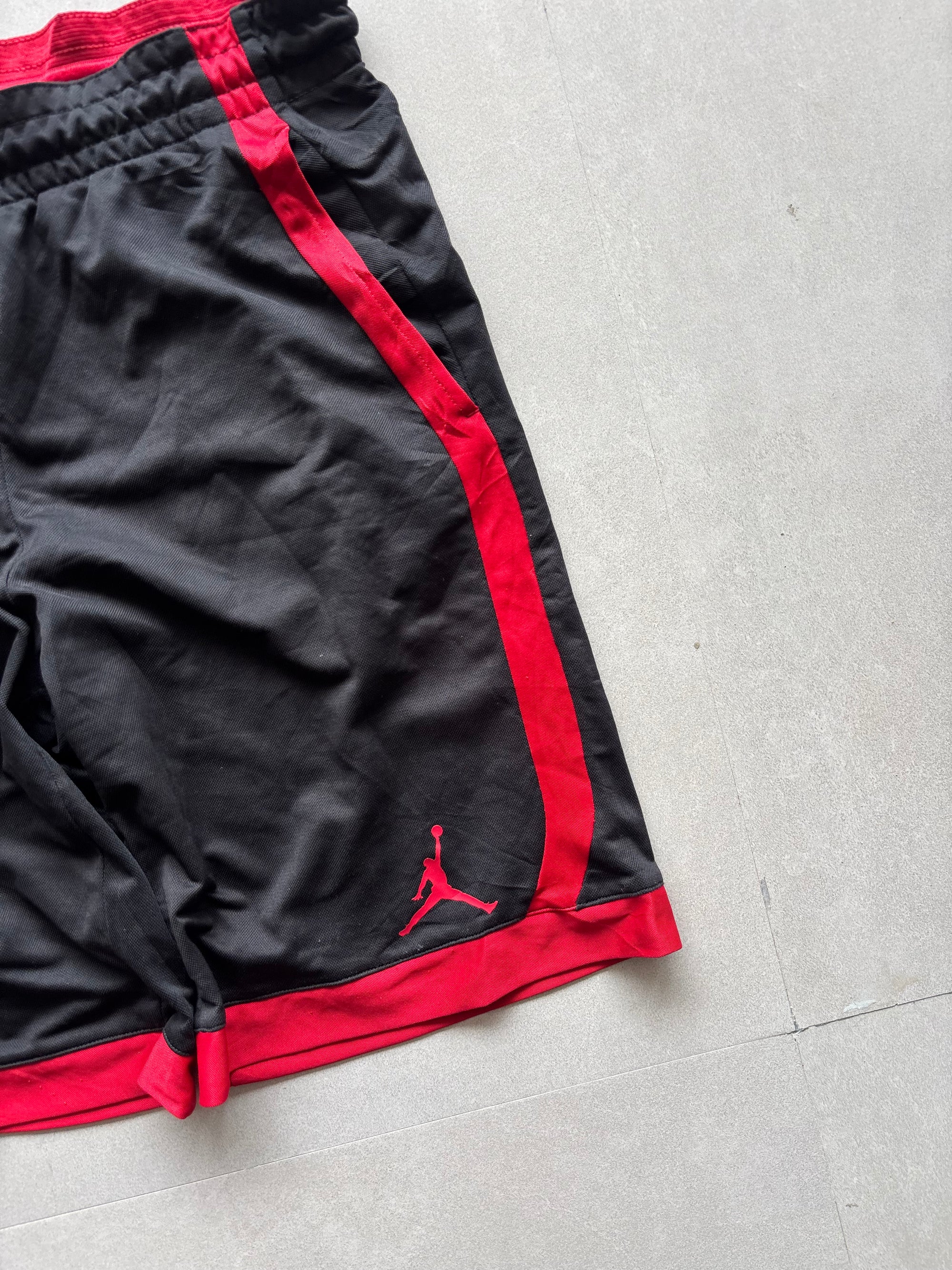 JORDAN SHORTS - M