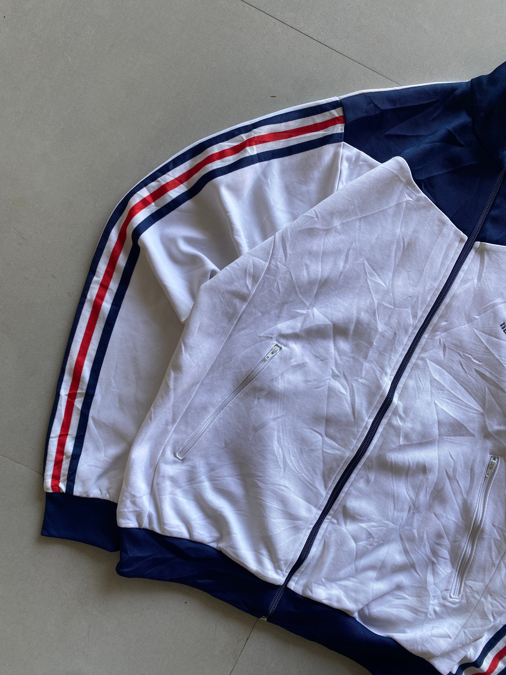 ADIDAS ORGINALS NASTASE STRIPED JACKET - M