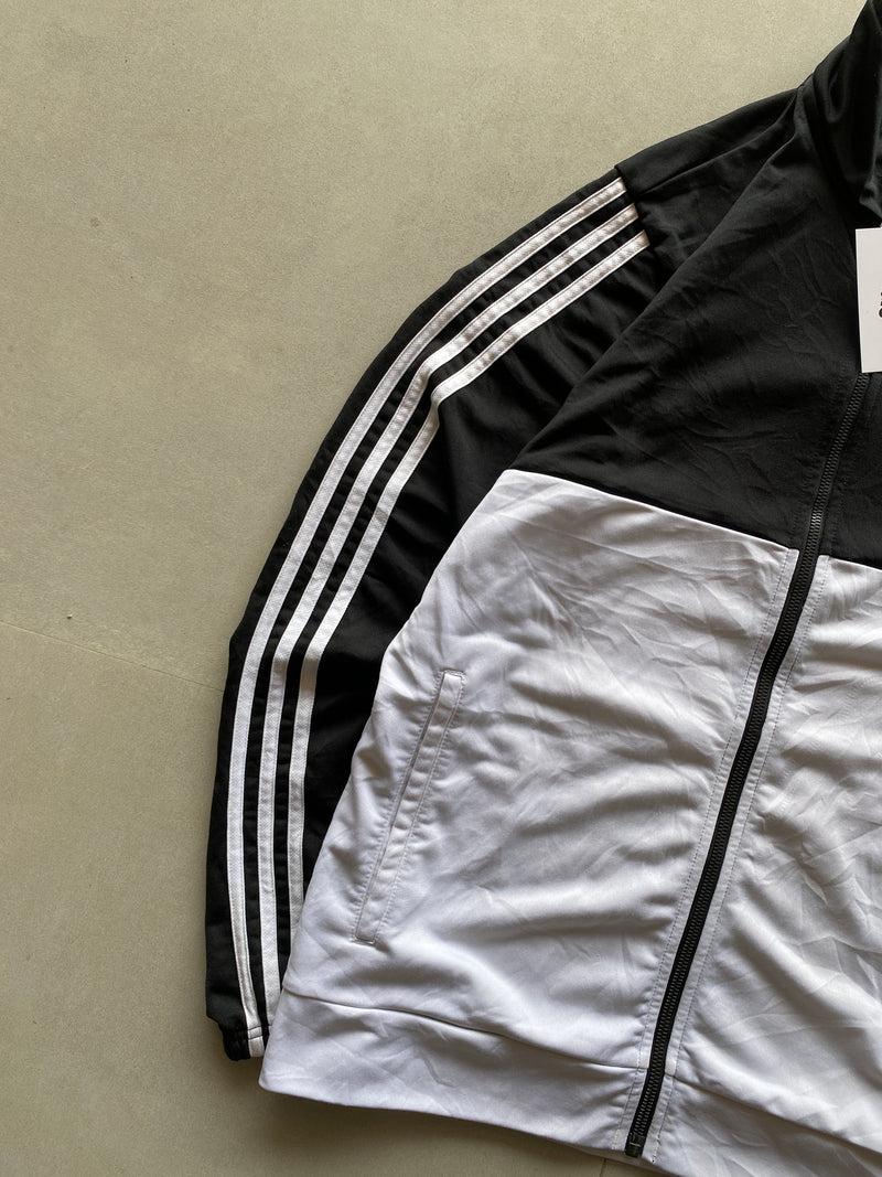 ADIDAS STRIPED JACKET - M