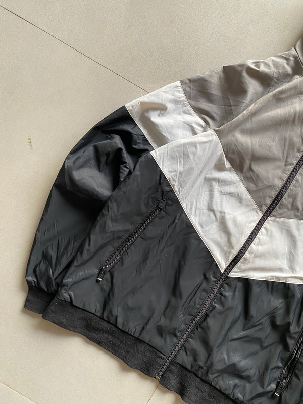 VINTAGE NIKE BIG SWOOSH JACKET - XS