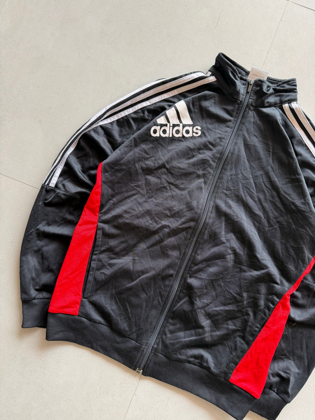 ADIDAS STRIPED JACKET - M