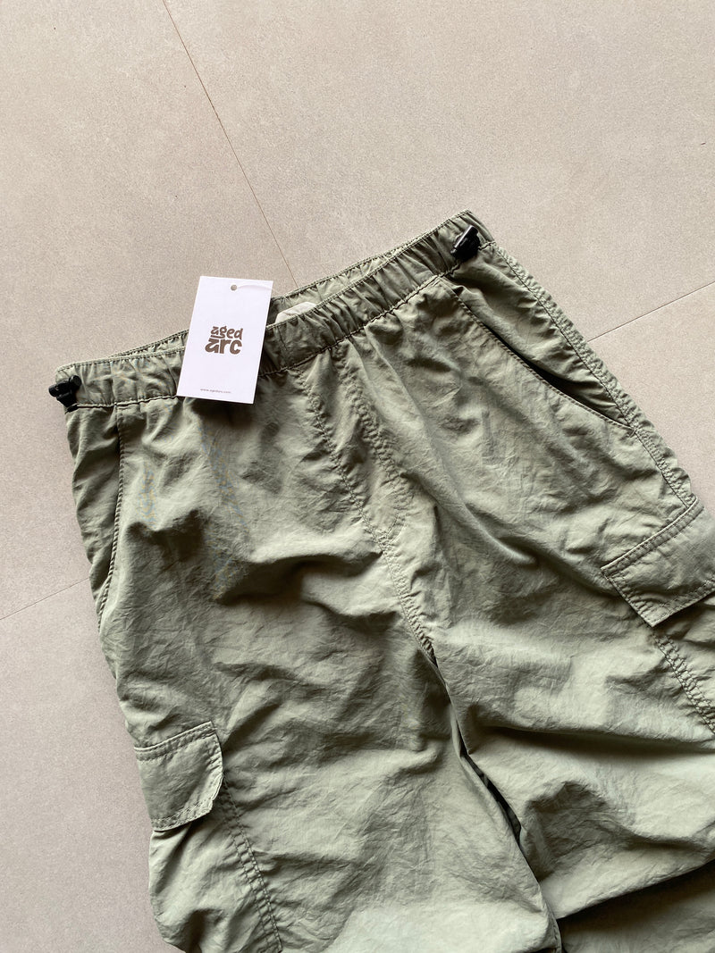 BAGGY PARACHUTE TRACK PANT -