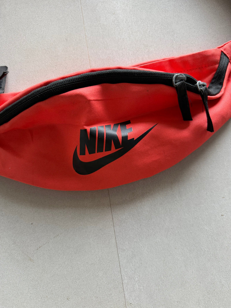 NIKE FANNY PACK