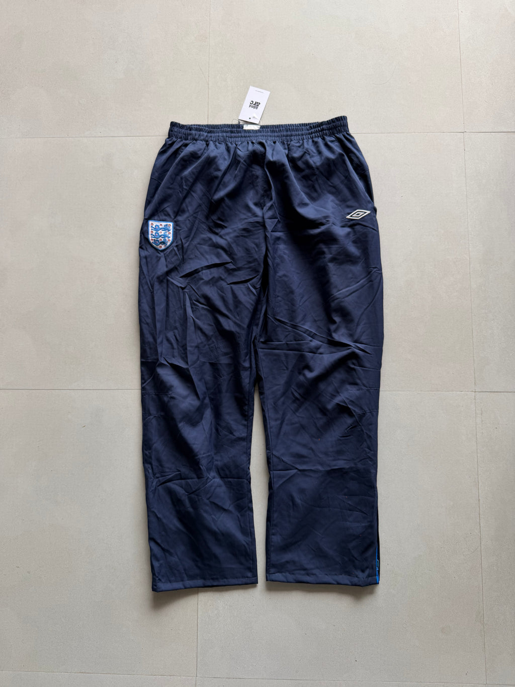 VINTAGE UMBRO ENGLAND TRACK PANT46 - M