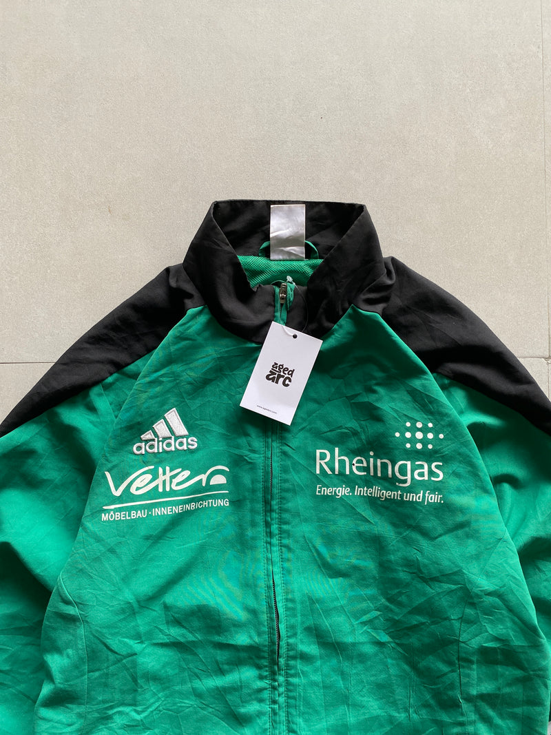 VINTAGE ADIDAS JACKET - M