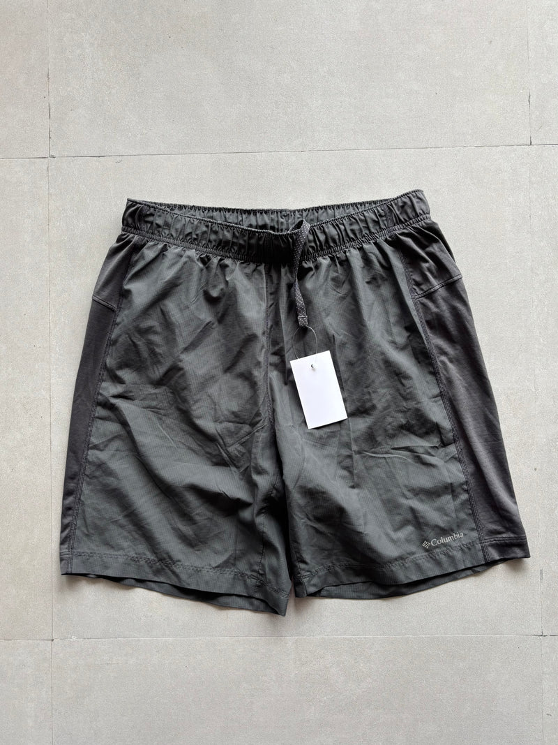 COLUMBIA SHORTS - M