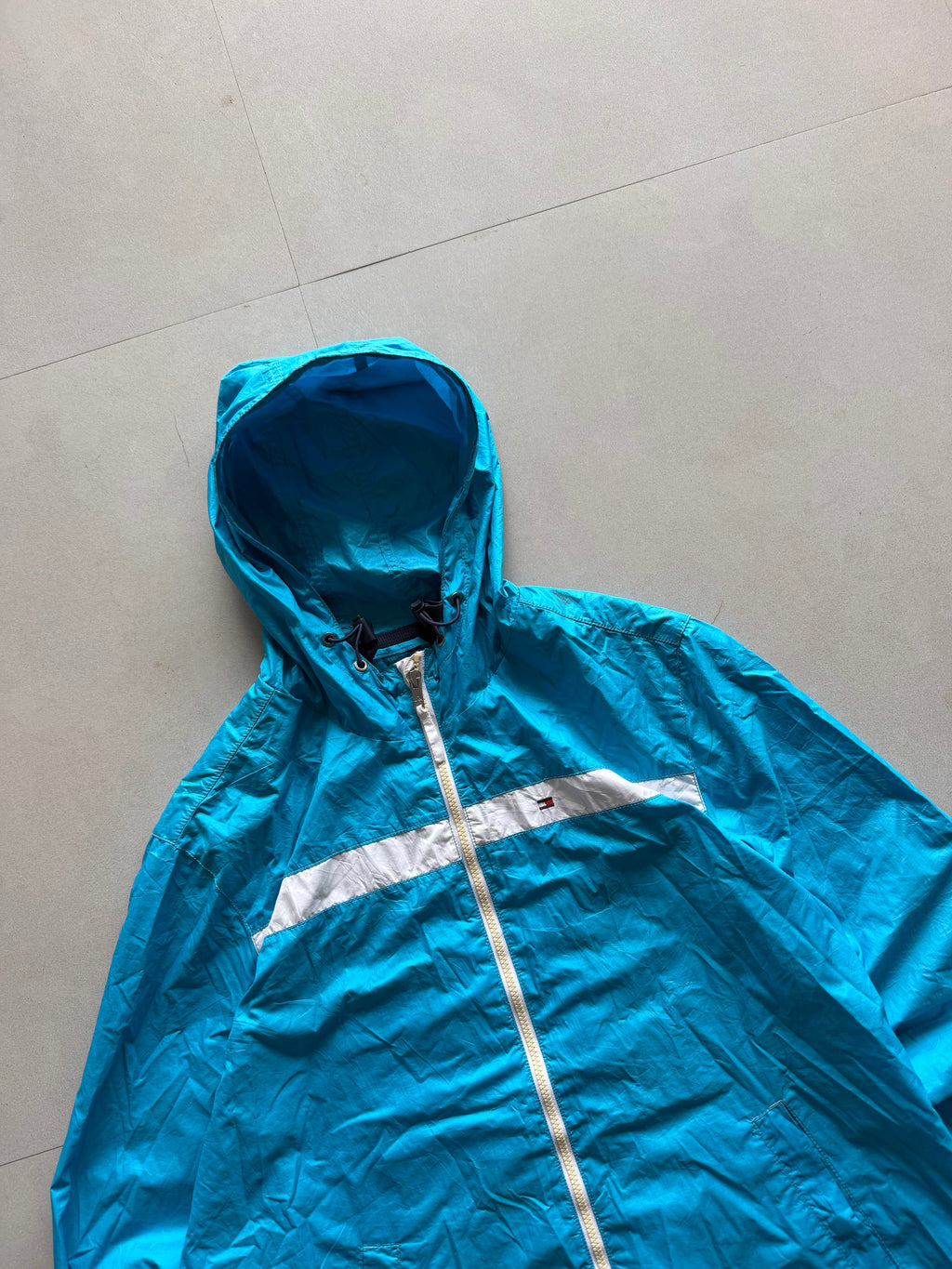 TOMMY HILFIGER HOODED TACTICAL JACKET - L