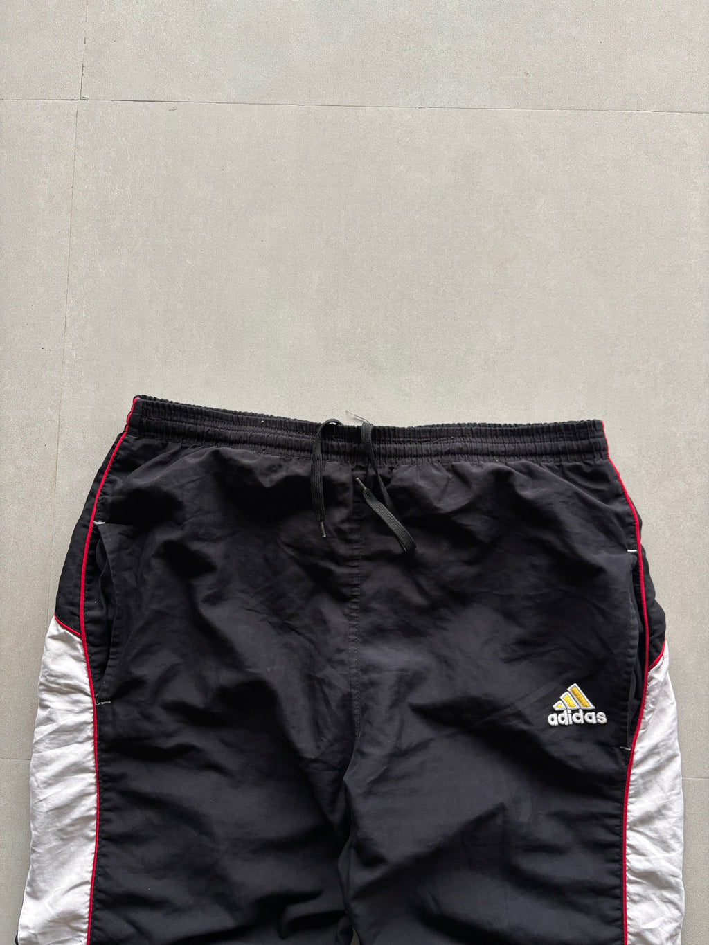 VINTAGE ADIDAS TRACK
