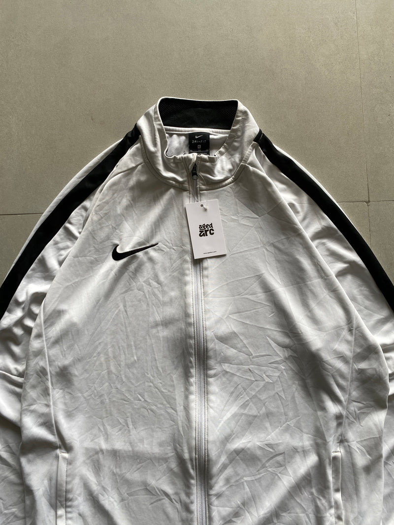 VINTAGE NIKE JACKET - L