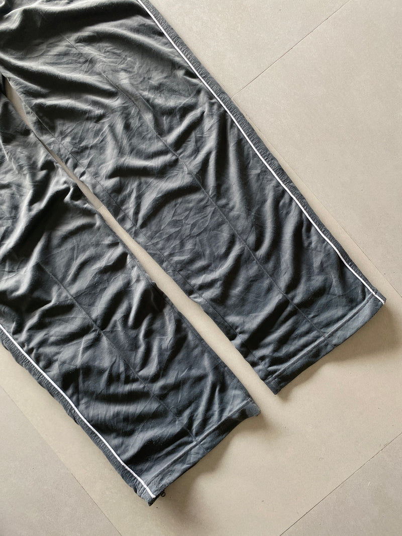VINTAGE NIKE BAGGY TRACK PANT - S