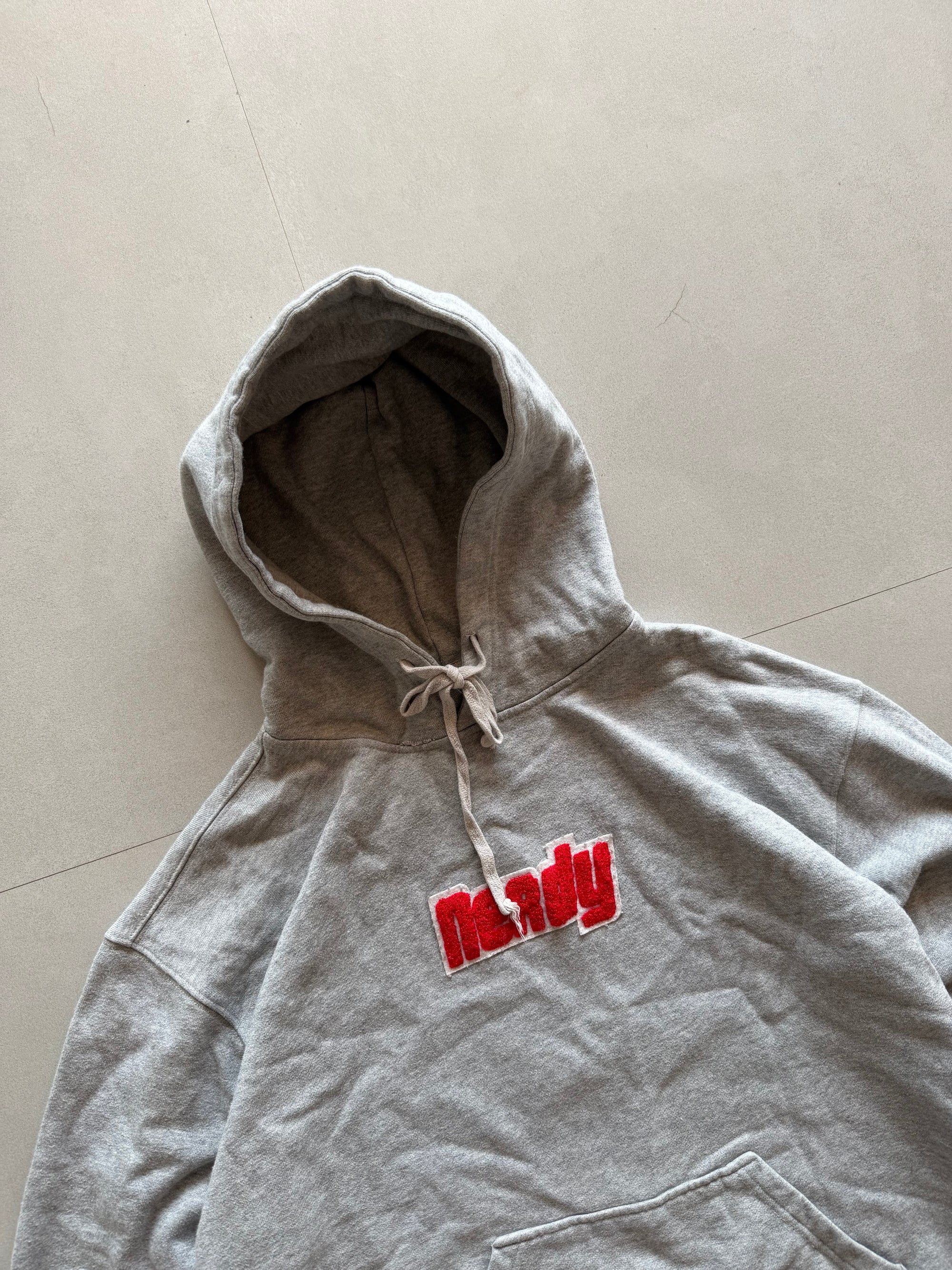 NERDY HIGH GSM HOODIE - M