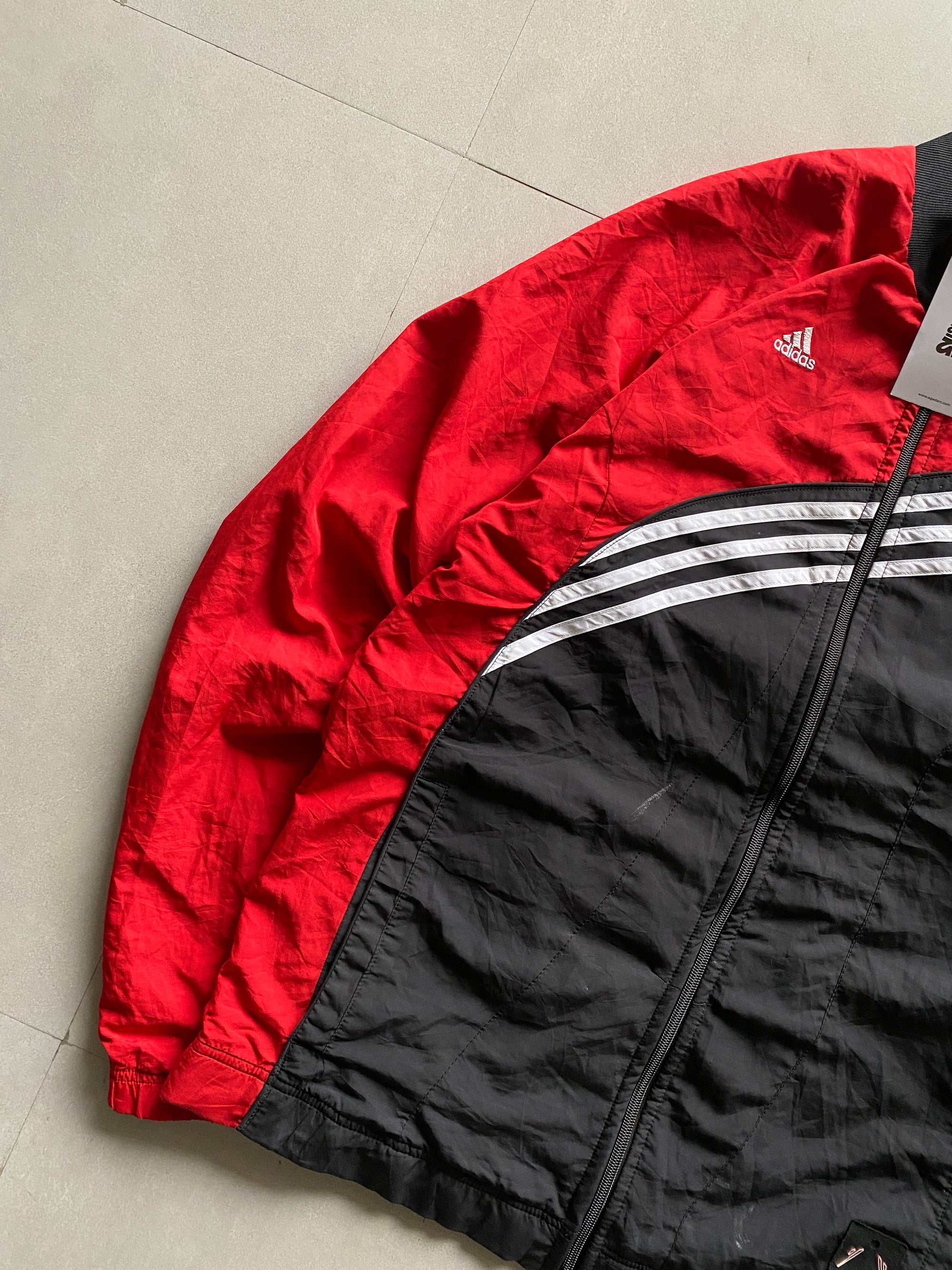 VINTAGE ADIDAS STRIPED JACKET - M