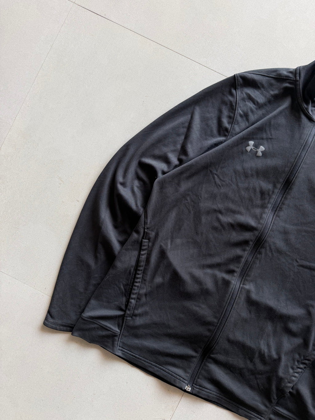 UNDER ARMOUR JACKET - M